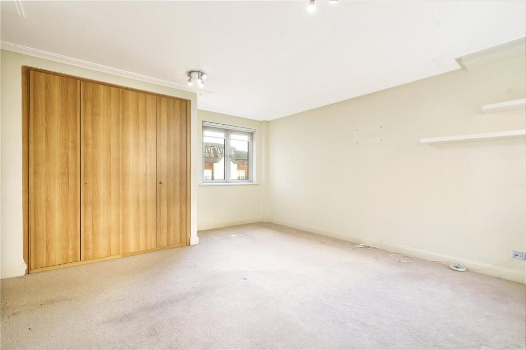 2 bedroom apartment for sale in Templar Court, St John's Wood Road, St John's Wood, London, NW8